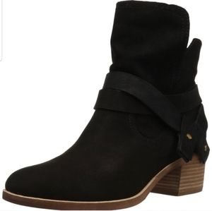 UGG Elora Suede Ankle Boots
